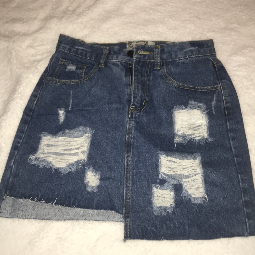 Boohoo distressed denim skirt